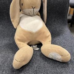 Knuffel konijn, segundo informou IKEA Duiven usando iLost