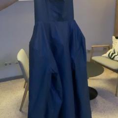 코트 Jacket, iLost를 사용하여 MEININGER Hotel Köln West에 보고됨