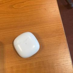 Airpods fodral, rapporterat av Arriva Achterhoek-Rivierenland med iLost