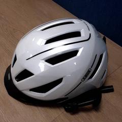 Bicycle helmet, as reported by LUMC using iLost