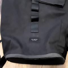 Bolso de mano, ha sido reportado por Qbuzz ZHN con iLost