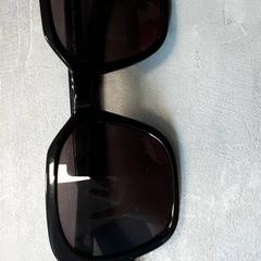 Gafas de sol, segundo informou Arriva Friesland / Groningen usando iLost