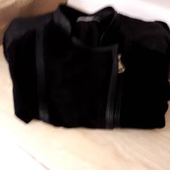 Chaqueta de muller Suedelook, segundo informou IKEA Breda usando iLost