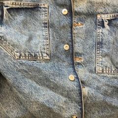 Chaqueta denim, segundo informou Milkshake Festival usando iLost