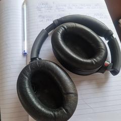Koptelefoon wh-1000xm4, gerapporteerd met iLost