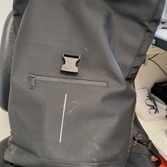 Sac à dos zwart, a été signalé par Arriva Twents utilisant iLost