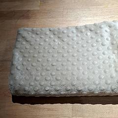 Manta de bebé, ha sido reportado por IKEA Wilrijk con iLost