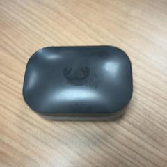 Auricolari, come riportato da Connexxion Amstelland-Meerlanden Schiphol Noord utilizzando iLost