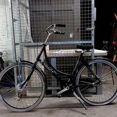 İLost kullanarak Fietsdepot Hasselt tarafından bildirildiği gibi Bisiklet X-Tract Zwart met witte letters