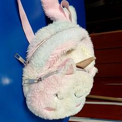 Mochila, como reportado por IKEA Saint-Etienne utilizando o iLost