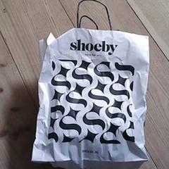 حقائب حمل وحقائب اليد & الملابس Shoeby، كما تم الإبلاغ عنه بواسطة Het Spoorwegmuseum عبر iLost