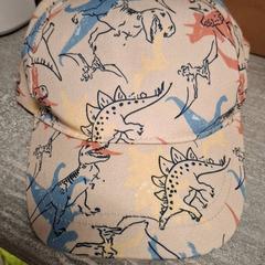 Casquette de baseball, a été signalé par IKEA Grenoble utilisant iLost