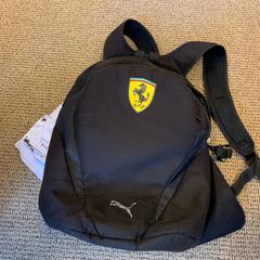 Zwarte tas, ha sido reportado por Gemeente Hilversum usando iLost