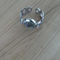 Horloge, a été signalé par Connexxion Noord Holland Noord Alkmaar utilisant iLost