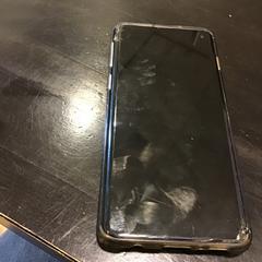 Teléfono móvil, ha sido reportado por Qbuzz U-OV con iLost