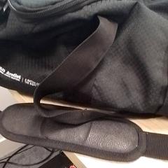 Borsa Zwart, come riportato da Qbuzz Fryslân utilizzando iLost