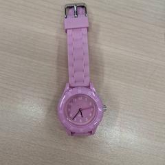 Orologio Roze, come riportato da IKEA Eindhoven utilizzando iLost
