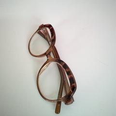 Glasses, as reported by Twisto using iLost