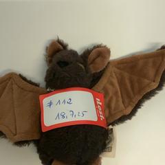 Przytulanka Fledermaus, zgłoszono przez MEININGER Hotel Berlin Airport przy użyciu iLost