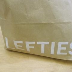 Bolsa compra lefties, som rapportert av IKEA Valladolid ved bruk av iLost
