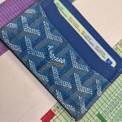 Wallet El Khoury, as reported by Regio Antwerpen - Brussel using iLost
