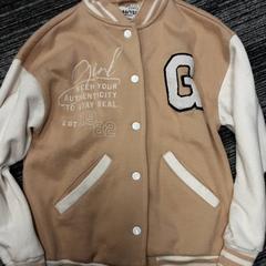 Veste beige wit, come riportato da Arriva Vechtdallijnen utilizzando iLost