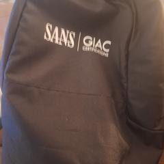 Black backpack (Sans), segons s'ha informat a iLost