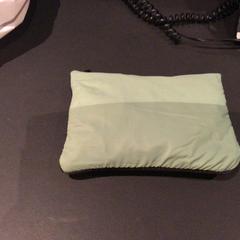 Toiletbag, segundo informou Van der Valk Hotel Amsterdam Zuidas usando iLost