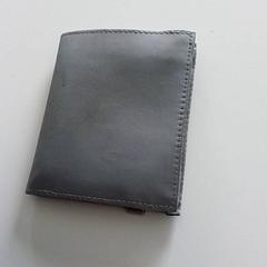 지갑 Decaestecker, iLost를 사용하여 ilévia에 보고됨
