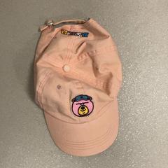 Cappellino da baseball Roze met beer, come riportato da Pathé Ypenburg utilizzando iLost