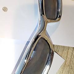 Lunettes, a été signalé par Regio Antwerpen - Brussel utilisant iLost
