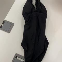 Ladeis swimming costume, gemeldet von Silver Sands Beach über iLost
