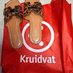 Tasje schoenen, as reported by Qbuzz DMG using iLost