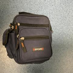 Bolsa, ha sido reportado por Breng Arnhem con iLost