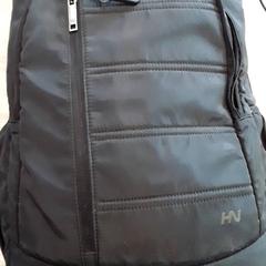 Mochila, como reportado por EBS Tramplein utilizando o iLost