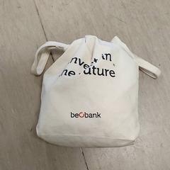 バッグ Stoffen tas がiLostで Regio Antwerpen - Brussel によって報告されました
