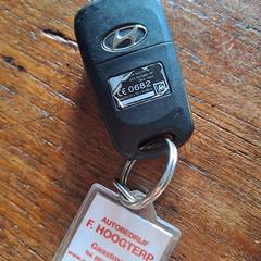 Autosleutel Hyundai met label autobdf Hoogterp, segons s'ha informat a iLost