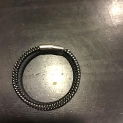 Armband, zoals gemeld door Qbuzz U-OV met iLost