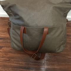 Tas met kleding, a été signalé par Pouw Vervoer utilisant iLost