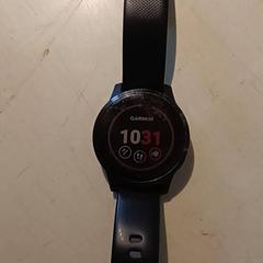 Montre, a été signalé par Pukkelpop Camping Chill utilisant iLost