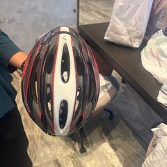 Casc Fiets helm, segons ha informat Van der Valk Hotel Amsterdam-Amstel mitjançant iLost
