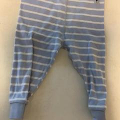 Pantaloni, come riportato da Artis utilizzando iLost