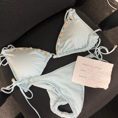 Bikini, rapporterat av Mainport med iLost