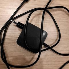 Usb-c laptop lader Asus lader, ha sido reportado por Campus Den Haag con iLost