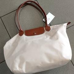 Sac - Handtas beige/bruin, a été signalé par Regio Oost-Vlaanderen utilisant iLost