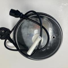 Eletric pot White, rapporterat av Ramada by Wyndham Amsterdam Airport Schiphol med iLost