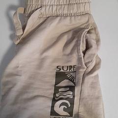 Korte broek Beige, zoals gemeld door Dolfinarium met iLost