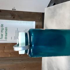 Fľaša na vodu Blauw, ako bolo nahlásené Arriva Friesland / Groningen pomocou iLost