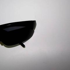 Gafas de sol, ha sido reportado por Bobbejaanland con iLost