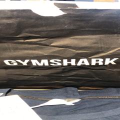 Purchase gymshark, segons ha informat Designer Outlet Roermond mitjançant iLost
